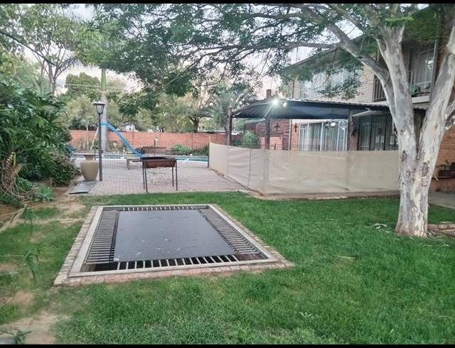 5 BEDROOM HOUSE FOR SALE IN PRETORIA GARDENS